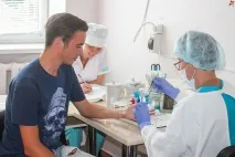 У Донецьку для порятунку мами, яка народила трійню, терміново потрібна кров донецьку