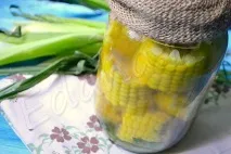 Заготівля кукурудзи на зиму в качанах зиму
