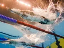 5 lecții de bază, Academia de înot - Înotul este ușor