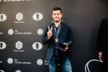 Теймур Раджабов Гратиму в шахи, а не рахувати окуляри гратиму