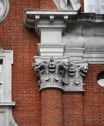 Декоративні напівколони у сучасному інтер’єрі інтер