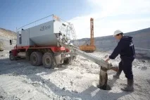 Видобуток алмазів якутської компанії близько