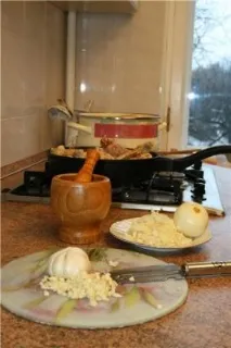 Гедлібже (курка в сметані кабардинською) сметані