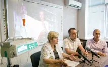 класу