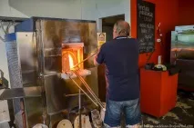 Як роблять бульбашки у склі бульбашки