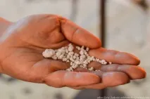 Як роблять бульбашки у склі скла