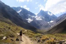 Трекінг в Monumeto Natural El Morado за годину їзди від Сантьяго трекінг