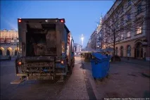 Як прибирають сміття у Кракові сміття