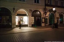 Як прибирають сміття у Кракові прибирають
