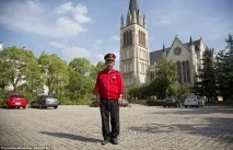 Китайські міста-привиди що приховують пустельні квартали китайські