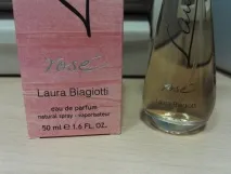 Laura Biagiotti Laura Rose відмінності оригіналу від підробки laura