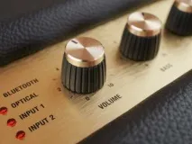 Огляд Marshall Woburn та Marshall Stanmore золота ера рок-н-ролу woburn