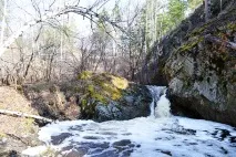 Ольгин водоспад та Зотинська печера зотинська