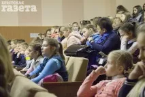 Пінські школярі виступилизі спектаклем Десятого тижня німецької мови та культури - Брестська спектаклем