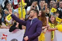 Премія МУЗ ТВ Нагієв запропонував Собчак зайнятися коханням, а Лоліта носила на руках Поліну Гагаріну зайнятися
