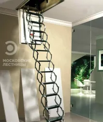 Вибираємо горищні сходи для дому горищні сходи