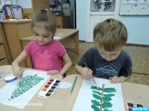 Малювання ялинок різними способами ялинок