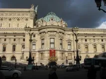 Ви з мамою летить у Париж! Франція на інвалідному візку - Подорожуємо без бар’єрів мамою