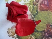 Вишивка атласними стрічками атласними