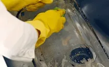 Поради господаркам як відновити лист і повернути первозданну красу формам для випічки відновити