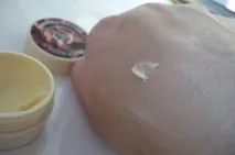мене