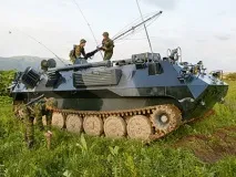 військові
