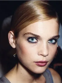 15 найпривабливіших образів за версією журналу Allure, Відгуки про косметику allure