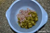 Салат з копченою куркою, авокадо та квасолею ✾ салат