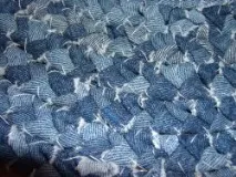 Що зробити зі старих джинсів зробити