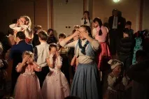 Де у Володимирі дивитись новорічну виставу та водити хороводи у ялинки володимирі