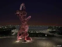 Грандіозна архітектурна споруда ArcelorMittal Orbit споруда