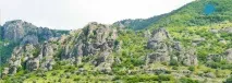 Навіщо їхати на гору Демерджі, де жити та що там робити демерджі