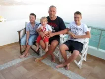 Ілюстратор Антон Ломаєв «Є теми, які мене хвилюють та шукають виходу в малюванні» - проект, ілюстратор