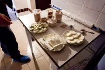 Як роблять адигейський сир в Україні, Як це зроблено зроблено