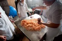 Як роблять адигейський сир в Україні, Як це зроблено роблять
