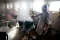 Як роблять адигейський сир в Україні, Як це зроблено зроблено
