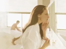 Як насправді формуються зморшки (і як це зупинити), Marie Claire зморшки