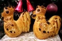 Як зробити печиво, тістечко у формі півня, курка, курки. курка