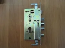 Замки для китайських дверей металевих вхідних із личинкою замки