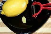 Лимонна горілка в домашніх умовах домашніх