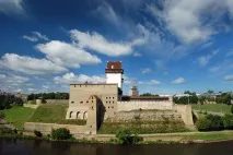 Нарвський замок в Естонії - опис та години роботи нарвський