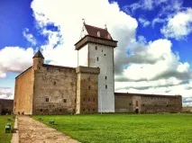 Нарвський замок режим роботи та фото замок