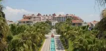 На турецькому курорті Белек туристів вражає інфекційна хвороба. туристів