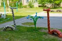 НГ Як прості костанайські батьки двір своїми руками облаштовують прості