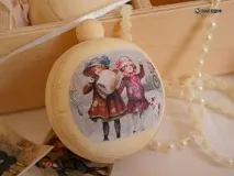 Новорічні кулі своїми руками у техніці декупаж своїми