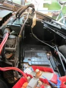Звіт із заміни ламп ближнього світла на Renault Megane (після 2006 р. заміни