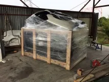 Відправлення на палеті автомобіль