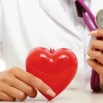 Semne de infarct miocardic la o femeie peste 50 de ani și primul ajutor