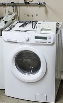 тече