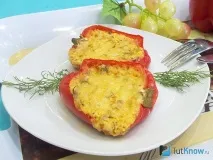 Запечений перець фарширований сиром фарширований